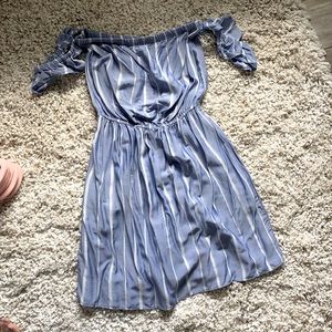 Off shoulder sun dress